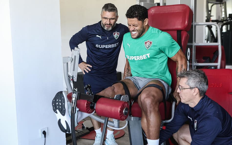 Hulk inicia testes físicos no Fluminense